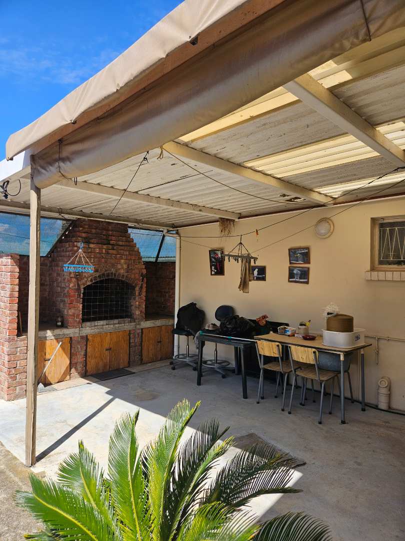 3 Bedroom Property for Sale in Algoa Park Eastern Cape